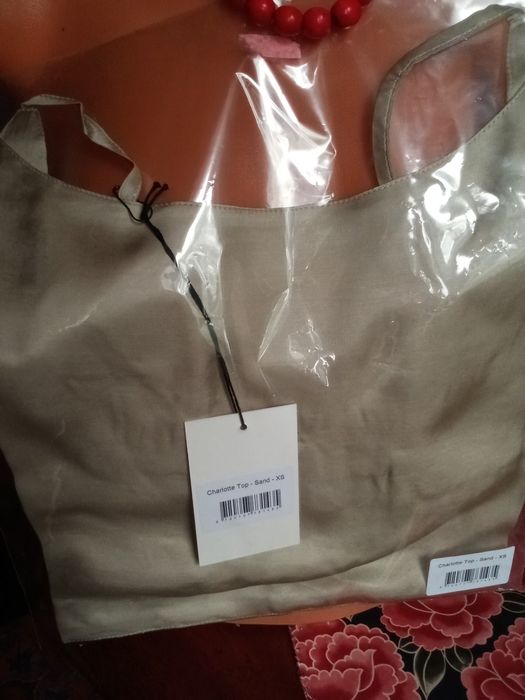 Вязаные шорты в ассортименте,  топики на завязках