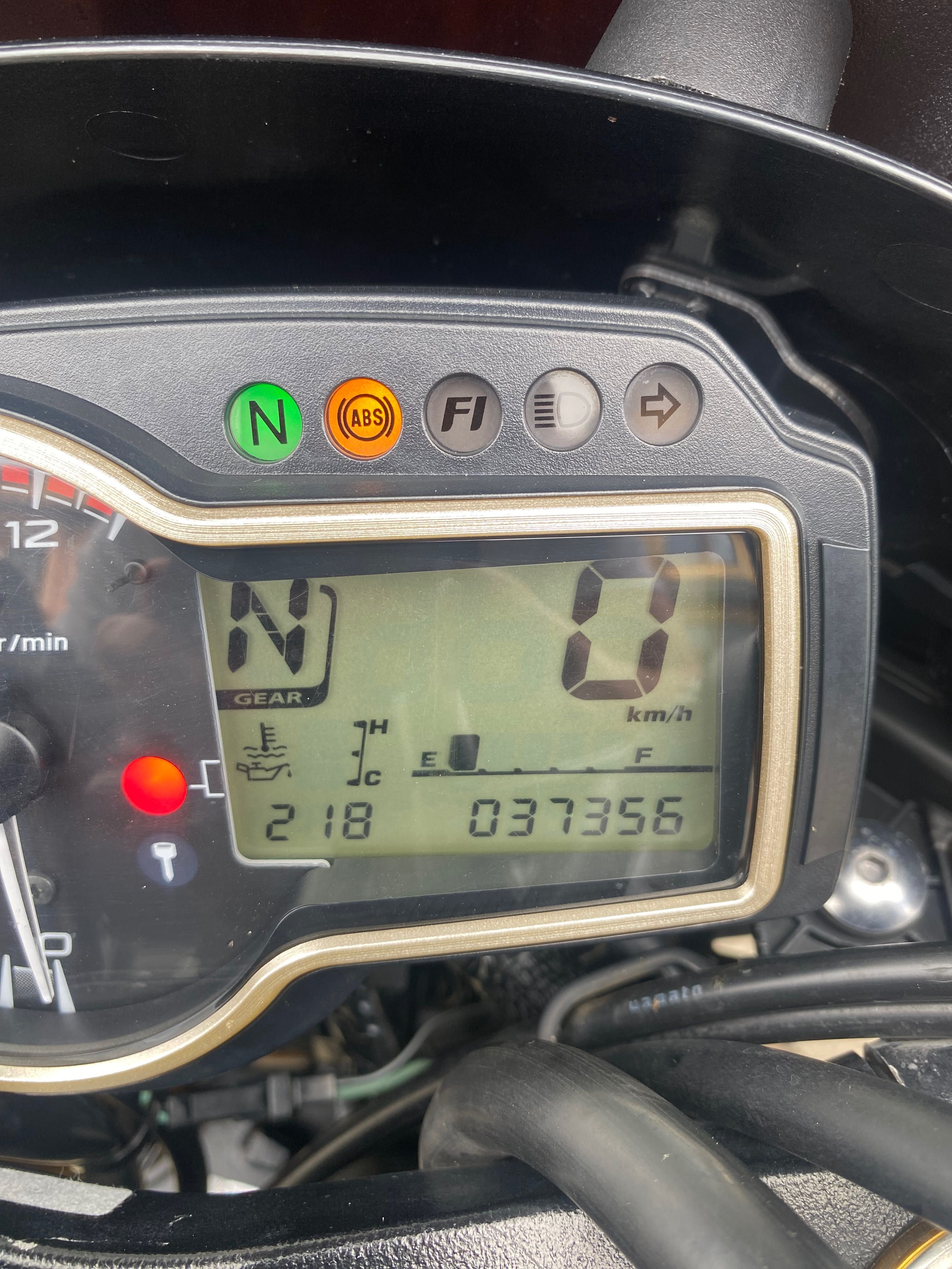 Suzuki gsr 750 ABS