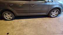 Kola VW passat Touran