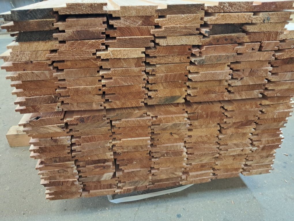 Deska elewacyjna modrzew 22 x 115mm , elewacja .