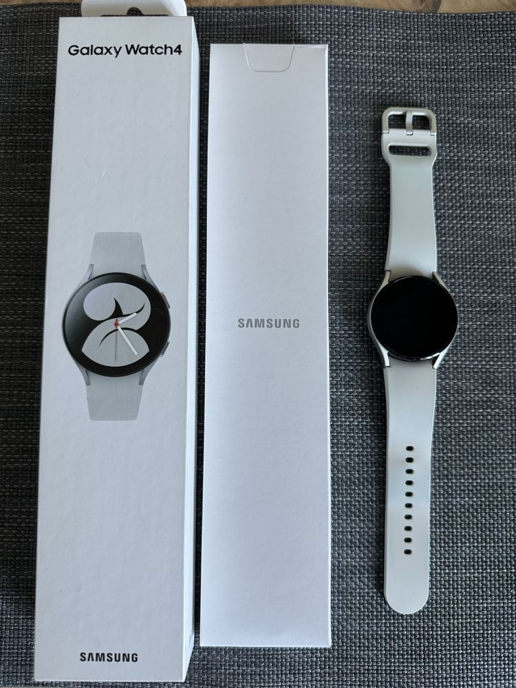 Смарт часы Samsung Galaxy Watch4/ Смарт годинник