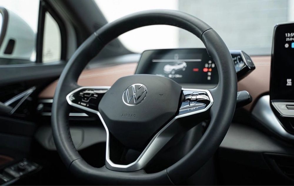 volkswagen ID 4  2021 року