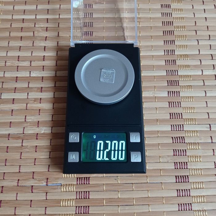 Ваги ювелірні точність 0.001 до 10 грам