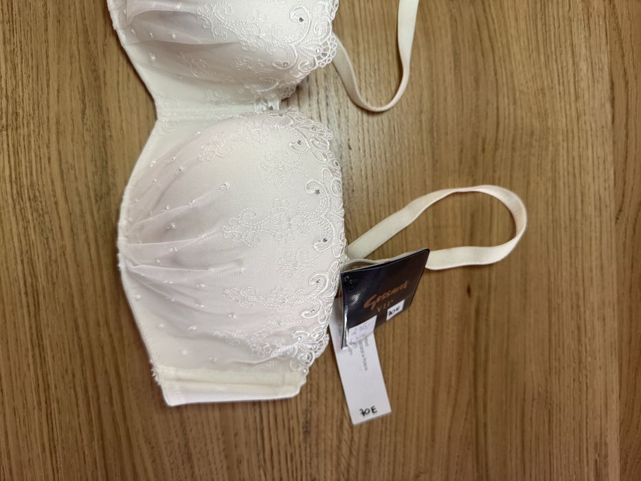 Biustonosz nowy 70E bardotka strapless brytyjskiej firmy Gossard