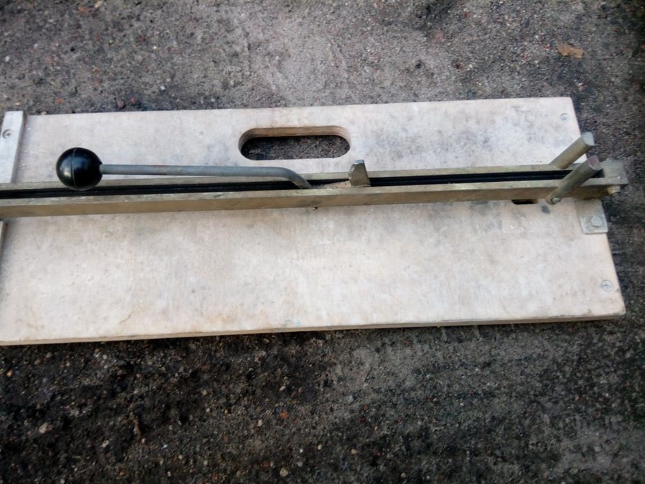 Stara przecinarka do glazury  do kolekcji