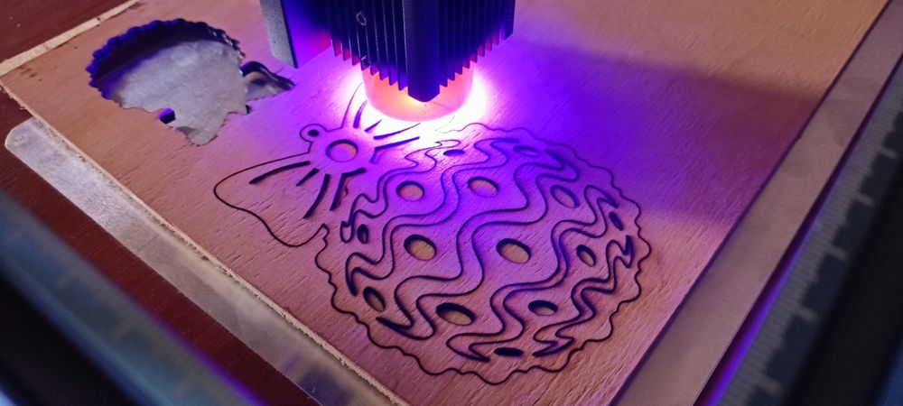 Лазерний гравірувальний верстат SCULPFUN S9 потужністю 5,5 Вт