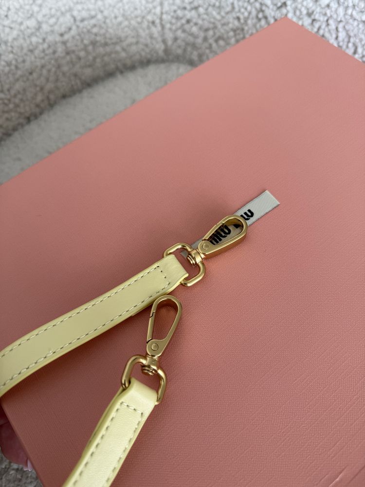 Сумка Miu Miu Arcadie Matelasse Nappa шкіра | Butter Yellow жовта
