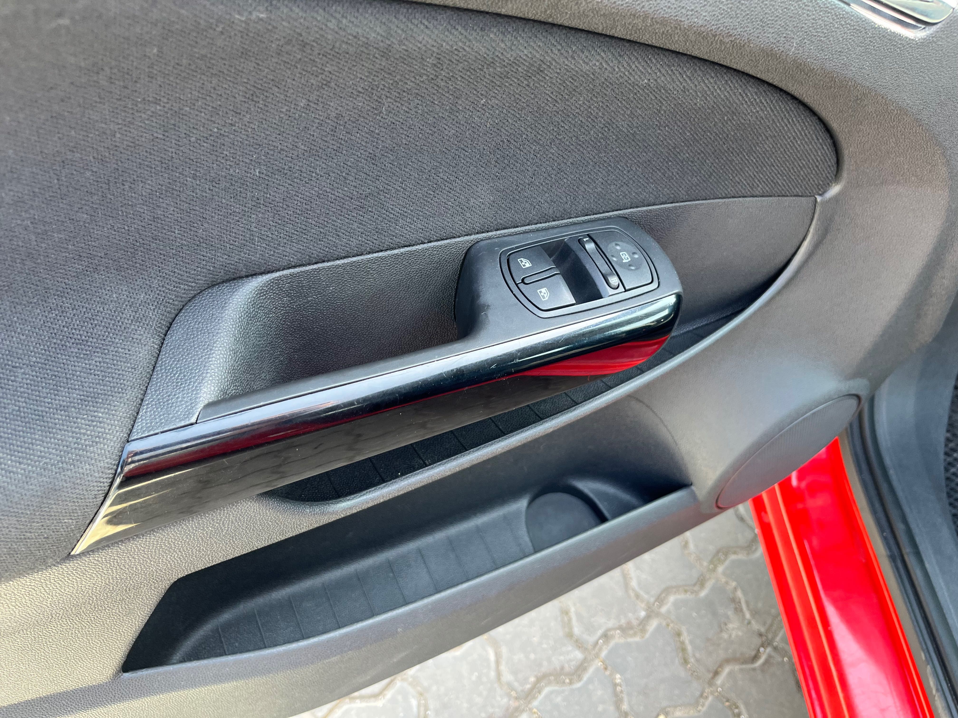 Автомобиль Opel Corsa