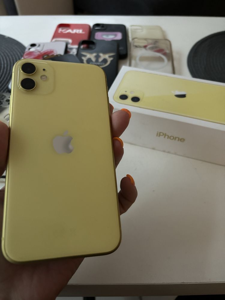 Iphone 11 limonkowy 64Gb