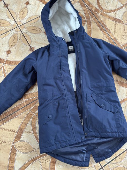 Зимова куптка , парка на хлопчика , на холодну зиму ріст 128