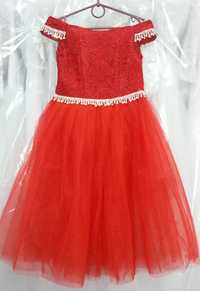 Нарядное красное детское платье "Любава" на 5-8 лет
