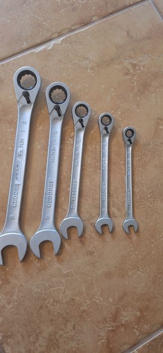 Gedore klucze płasko oczkowe z grzechotką