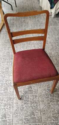 Krzesla drewniane PRL