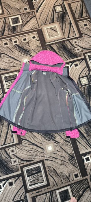 Женская ветровка