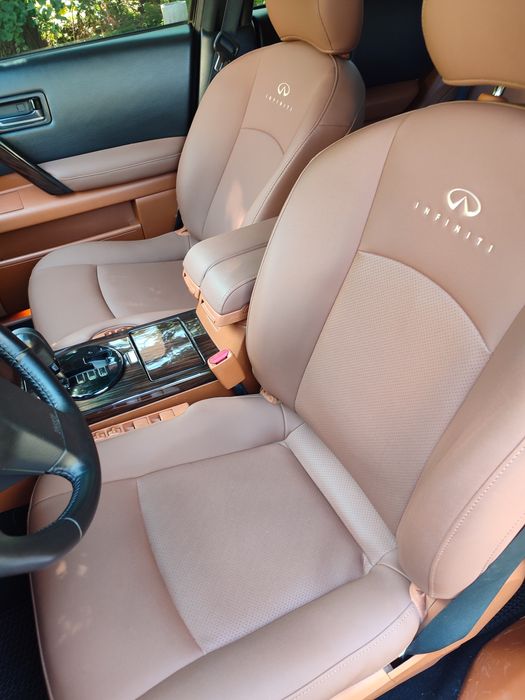 Infiniti fx35 у гарному стані