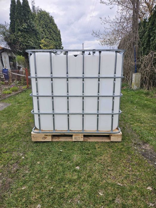 Mauser , zbiornik 1000 L - czysty , umyty