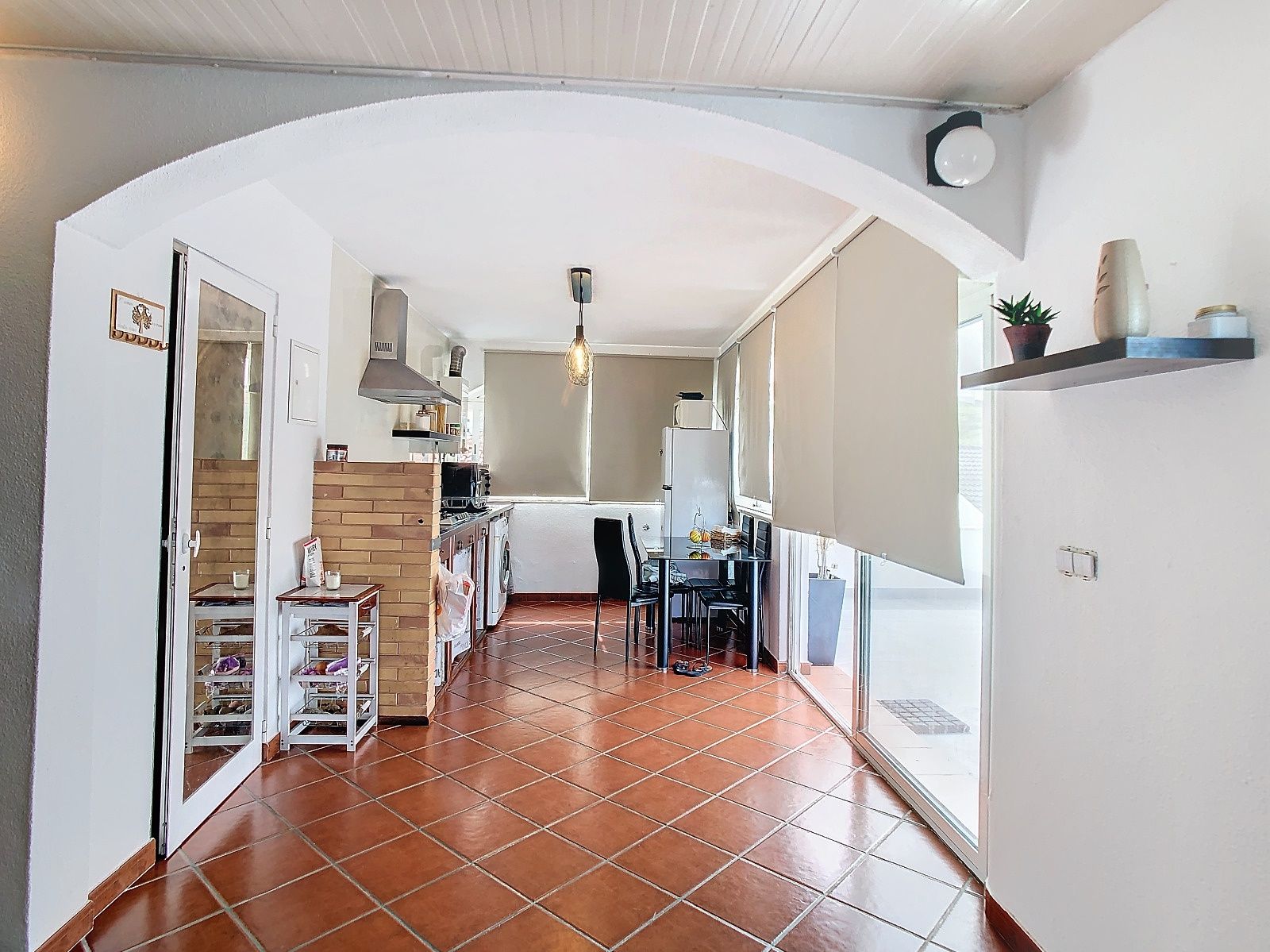 Apartamento T1 com Terraço Envolvente.