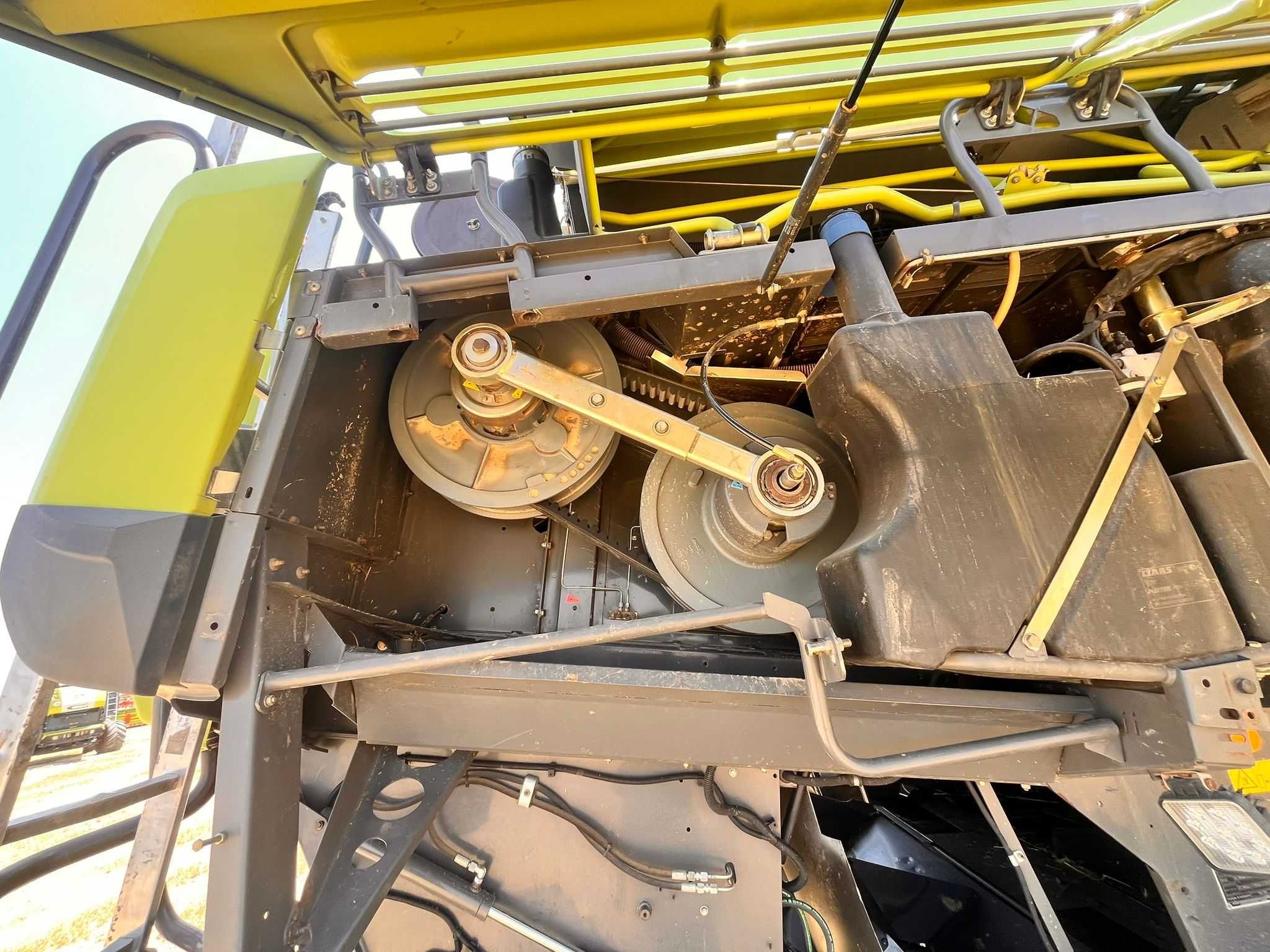 Claas Lexion 770TT, 2014 rok - 2450 godzin, autopilot, header V1050
