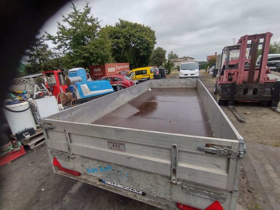 Przyczepa samochodowa Syma DMC 2700 kg