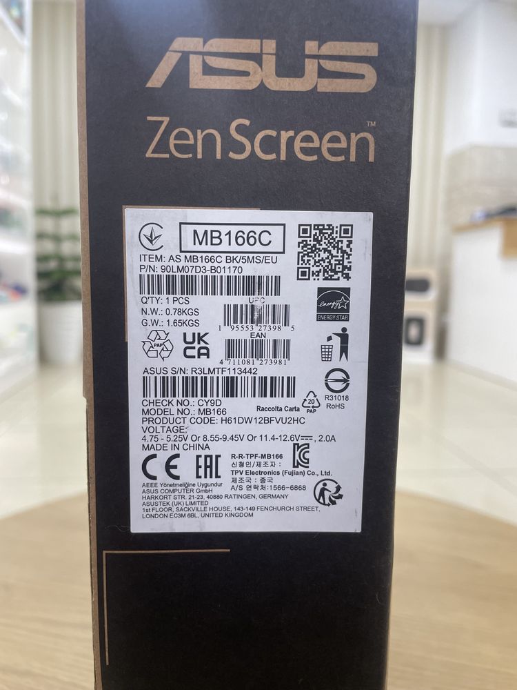 Портативний монітор ASUS ZenScreen MB166C (90LM07D3-B01170)