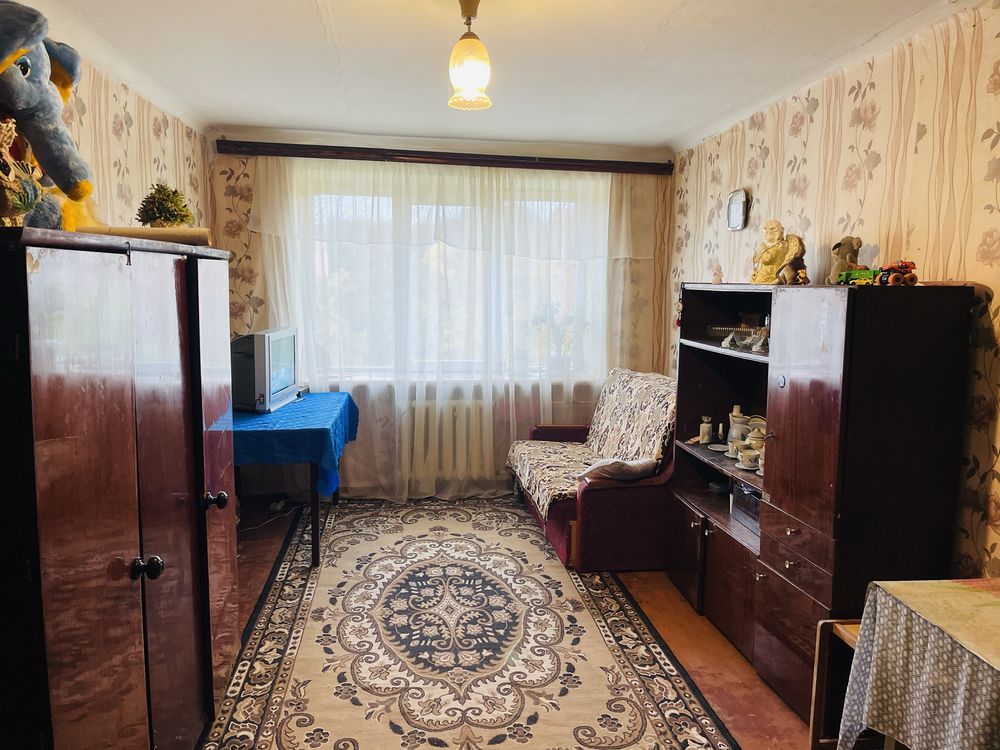 Продам кімнату в гуртожитку Камʼянець-Подільський