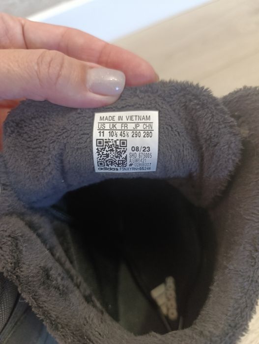 Чоловічі чоботи в ідеальному стані