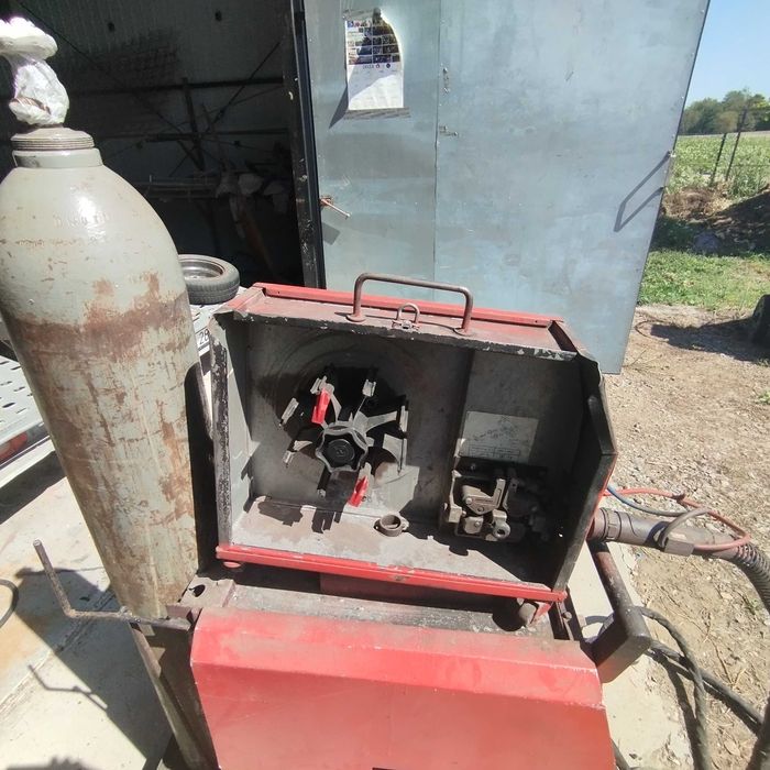 Spawarka z podajnikiem Rehn 424 420Amper.