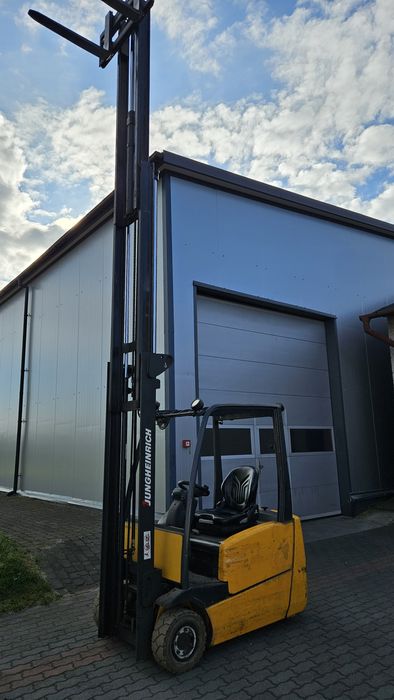 Wózek Widłowy Jungheinrich EFG 216K triplex Przesuw boczny elektryczny