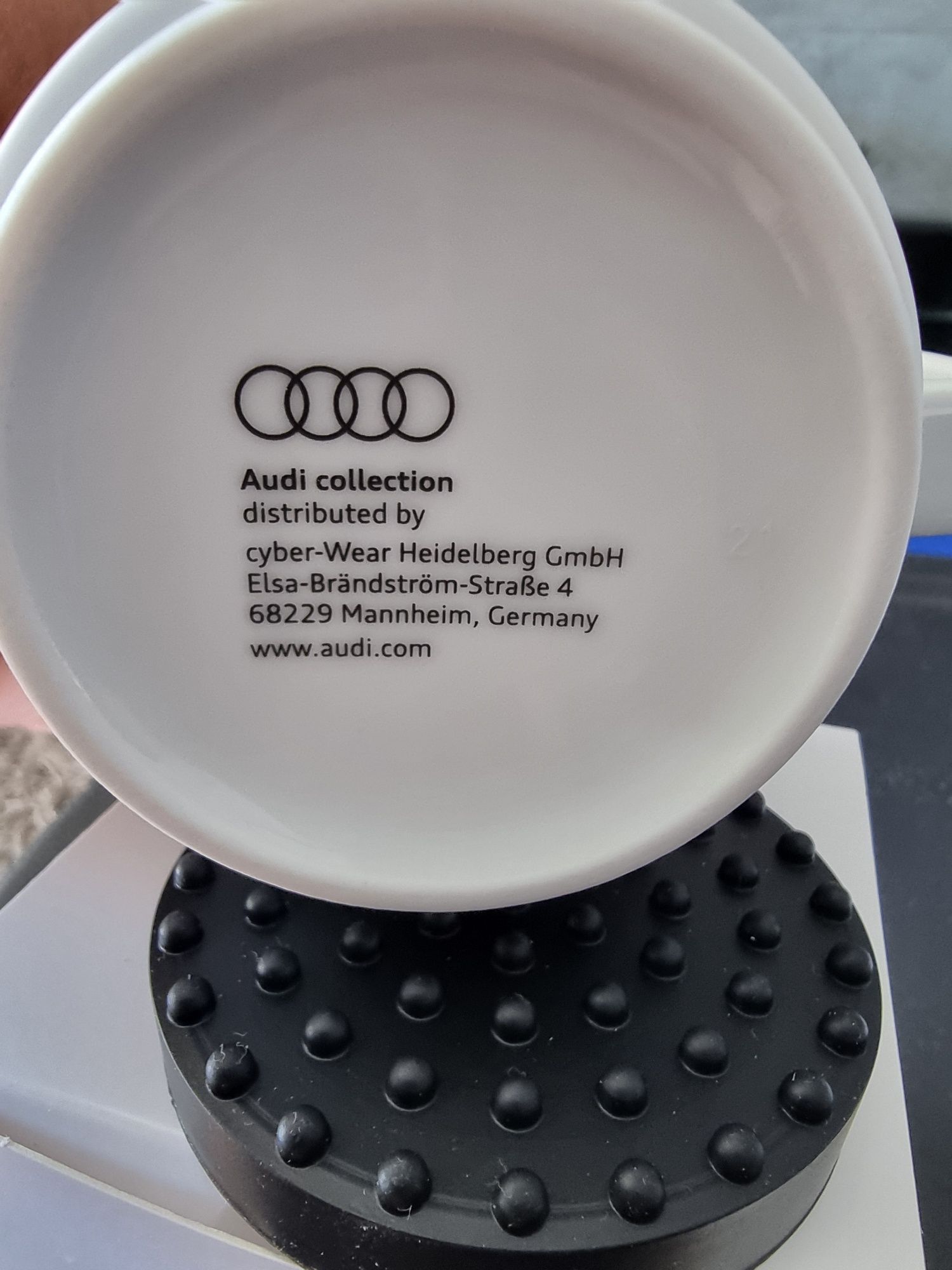 Kubek Audi Sport RS Q e-tron