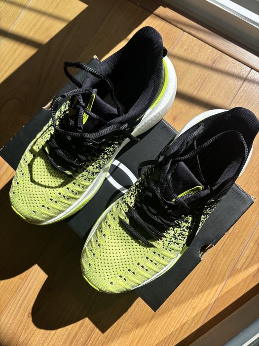 Tenis corrida under armour