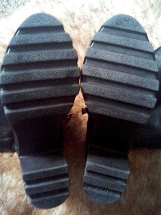 Чоботи зимові шкіряні на тракторній підошві, р-р 36. Якість!