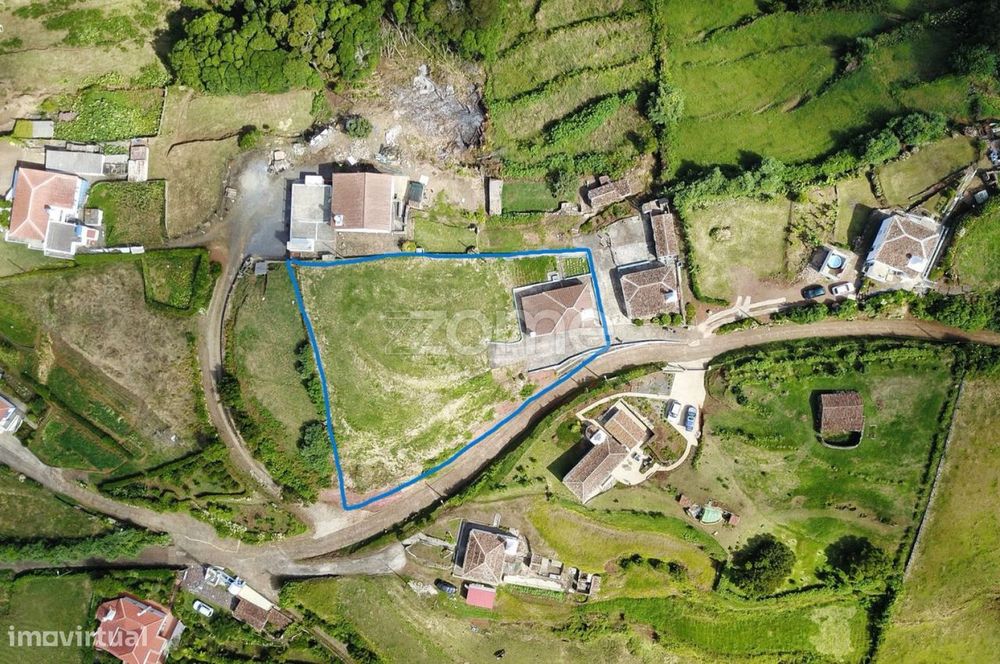 Moradia T2+1 – Santa Bárbara, Vila do Porto