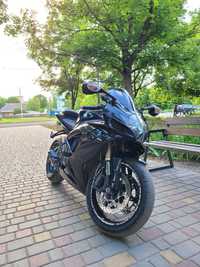 Продам мотоцикл suzuki gsx-r750