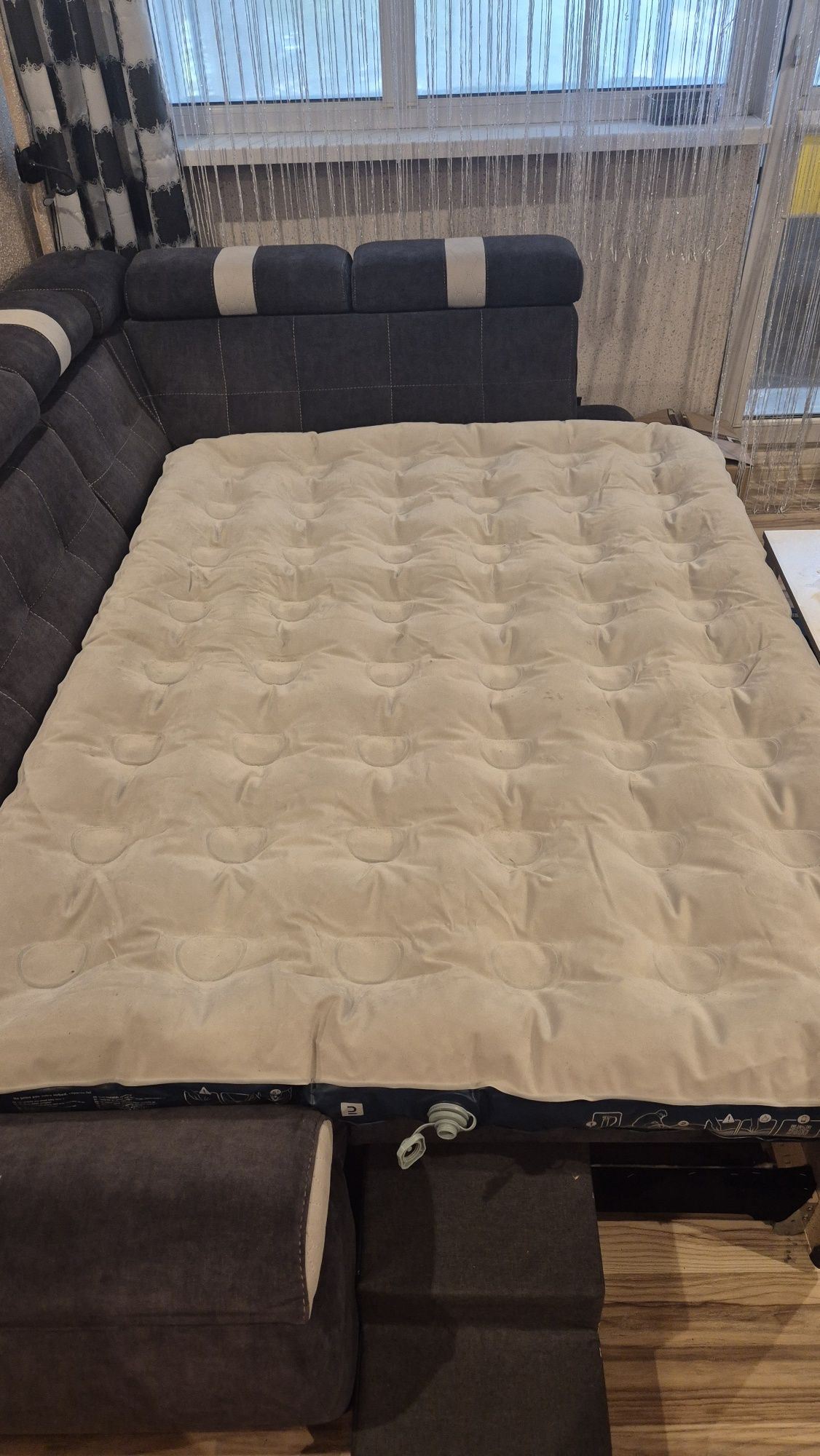 2x materac Quechua Basic 140x200