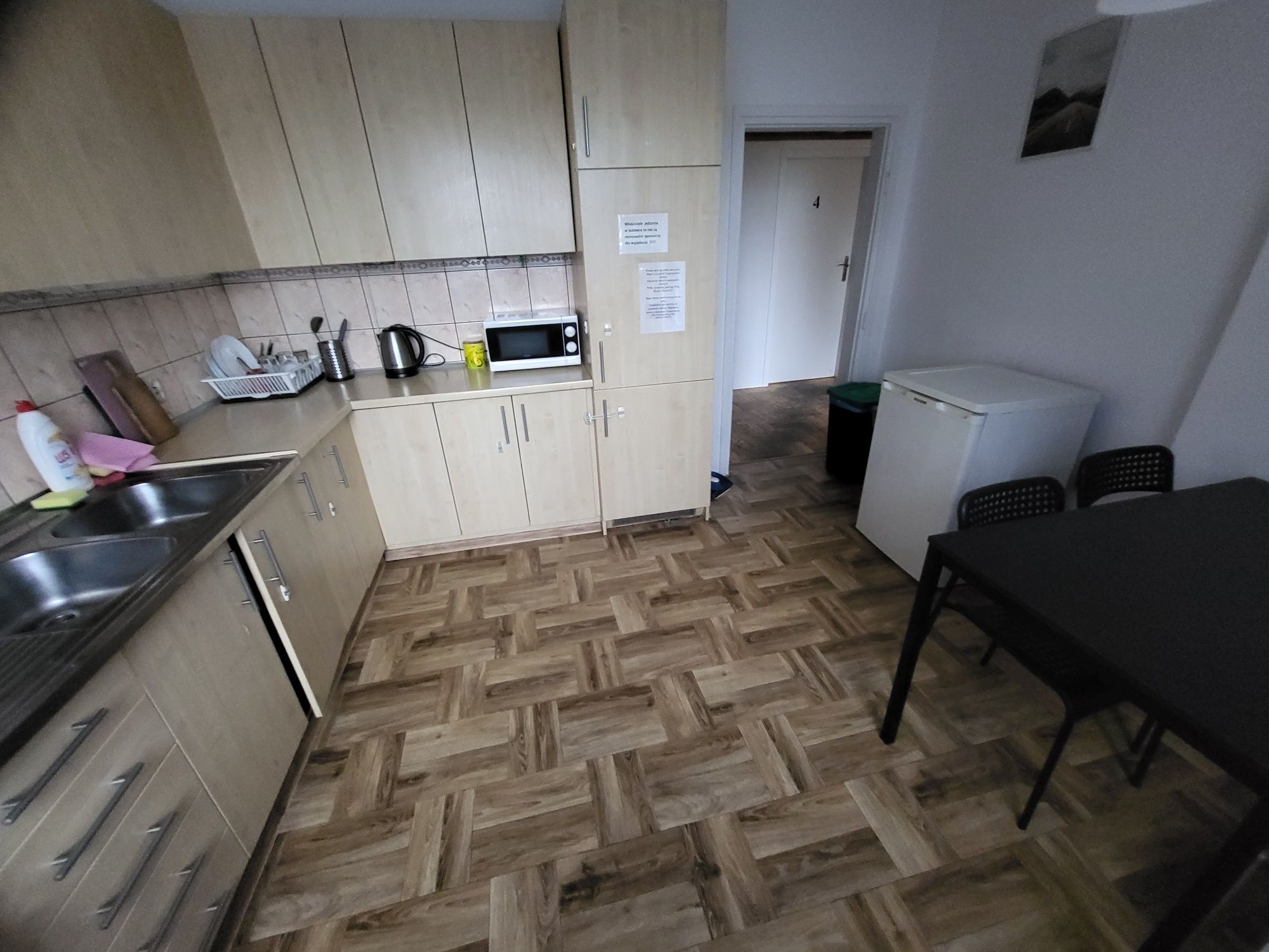 Noclegi KROLOWEJ JADWIGI parking  zwierzyniec Kraków