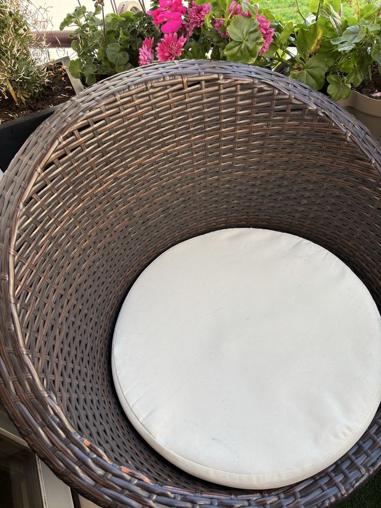 Cadeiras e mesa para varanda / terraço / jardim exterior