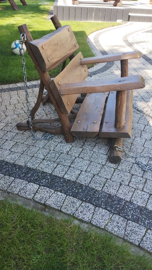 Piękna huśtawka dębowa
