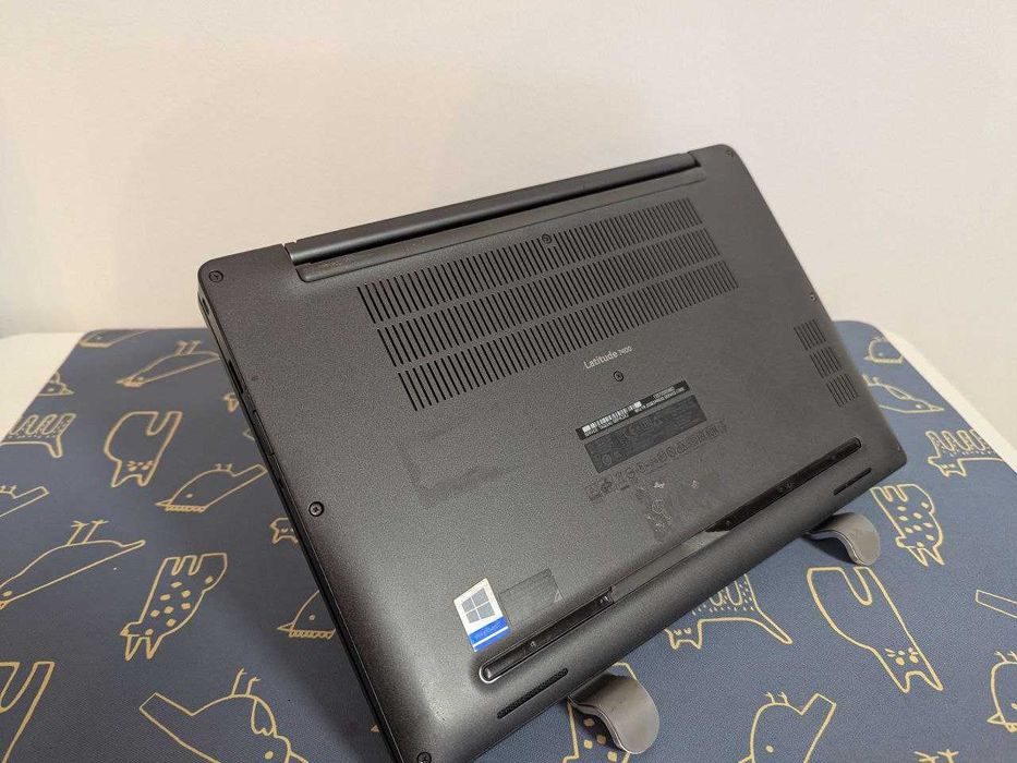 Dell Latitude 7400 | 14.0 | i7-8665U | 16GB | 500GB SSD | Win 11 Pro