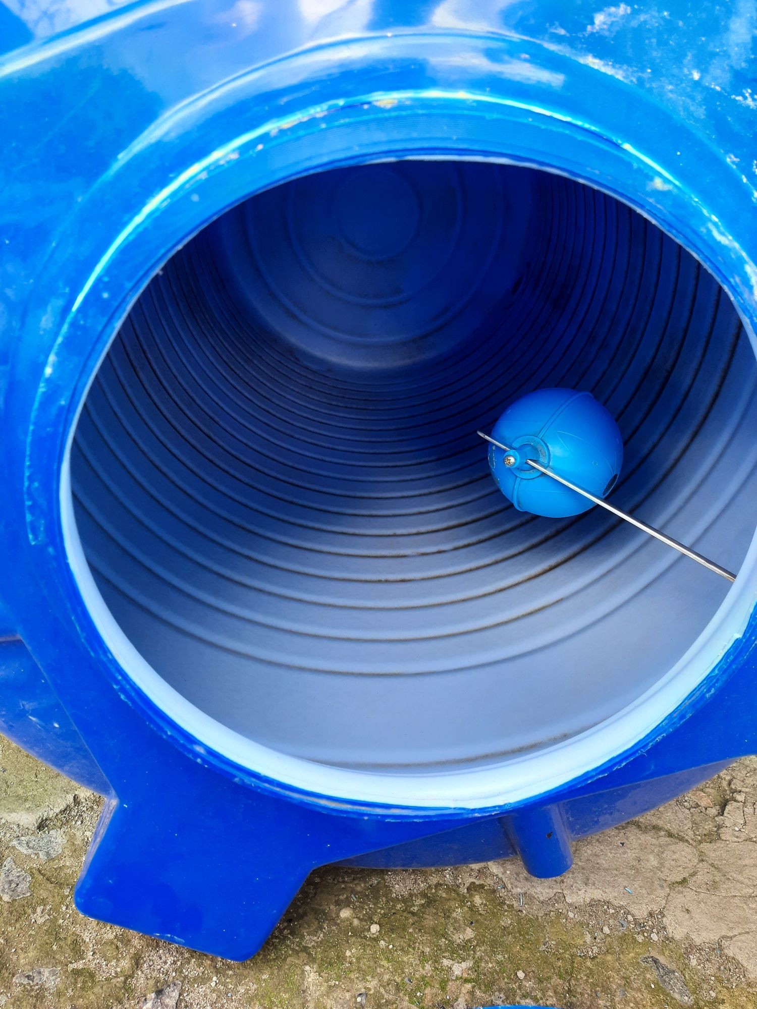 Ємність для води харчова 750l.