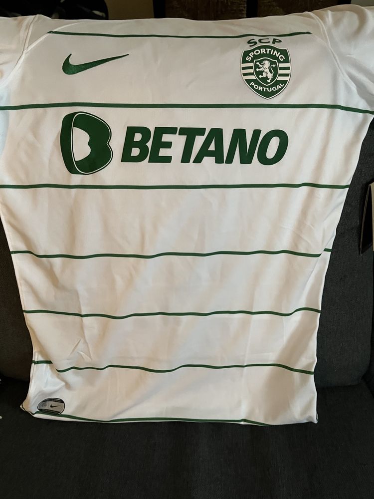 Camisola Sporting 23/24