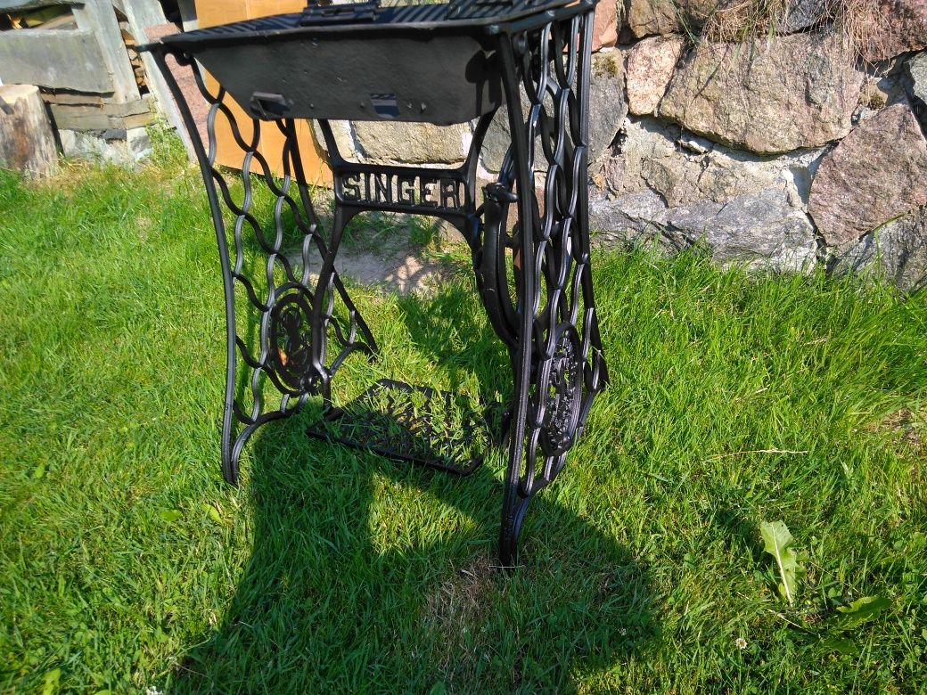 Grill żeliwny rustykalny
