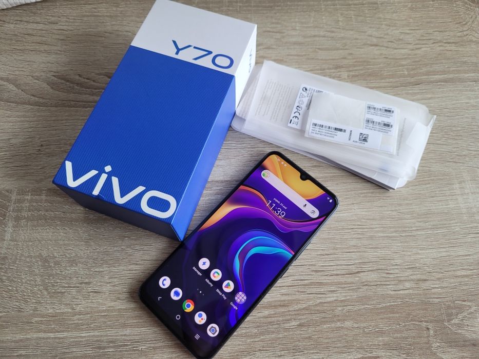 Telefon Vivo Y70