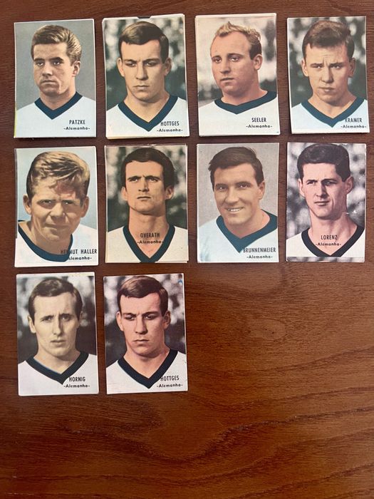 Cromos no jogadores de futebol do mundial de 66/67