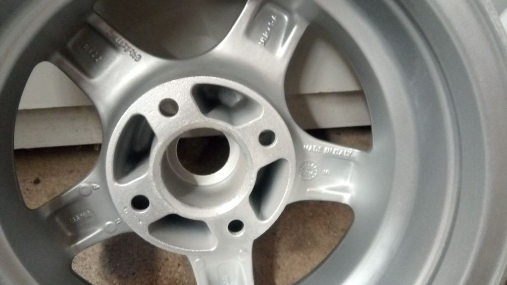 2 Jantes 13" para Peugeot