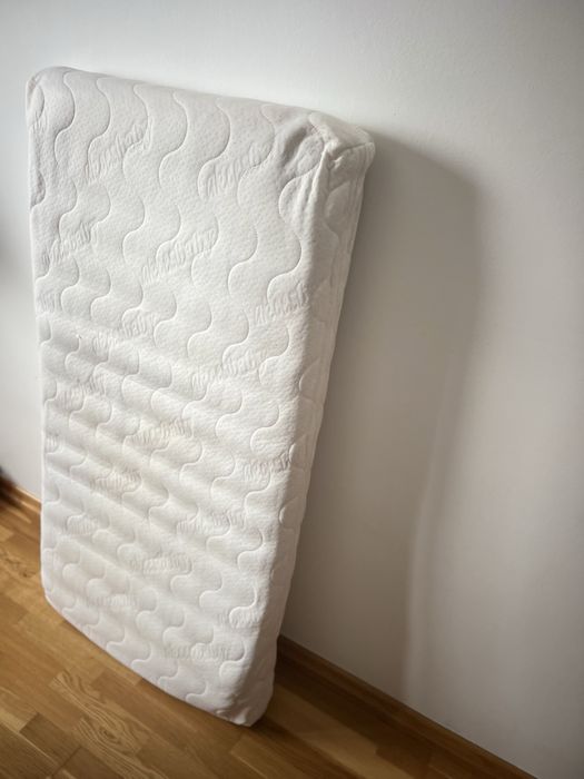 Sprzedam materac do lozeczka 120x60