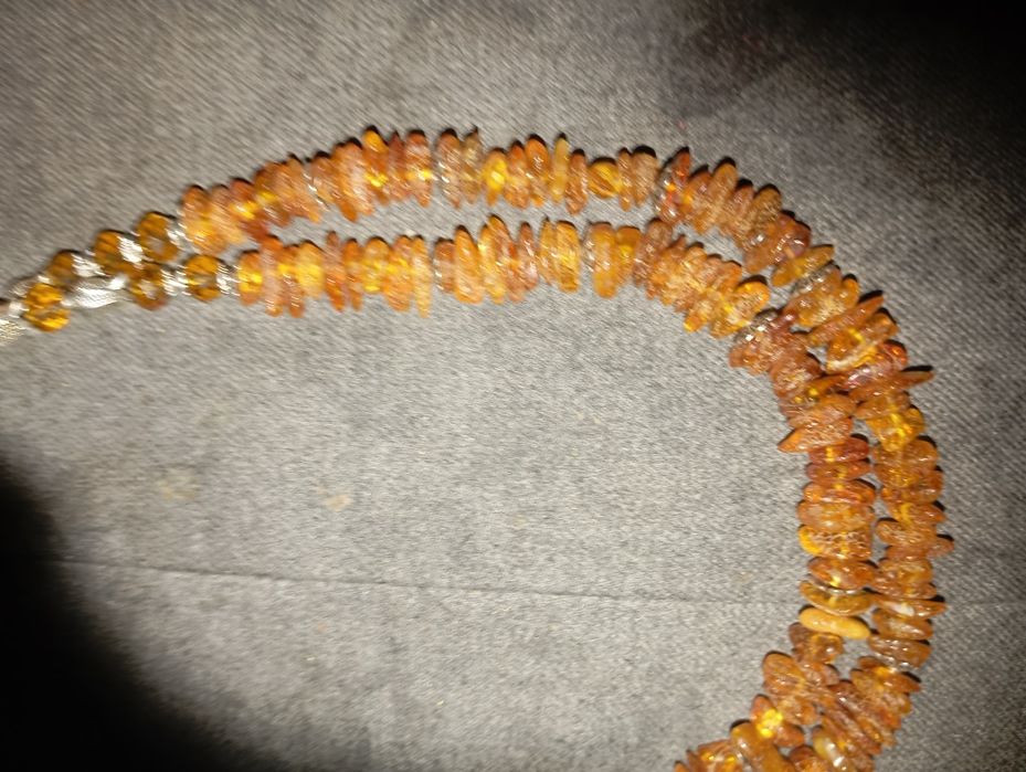 Янтарние буси  нові