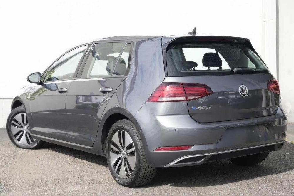 Volkswagen e-Golf SEL Premium      2019