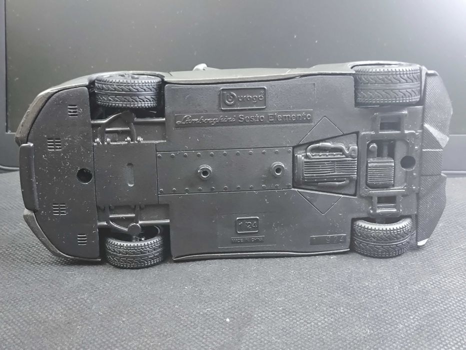 Модель Lamborghini Sesto Elemento Bburago 1/24