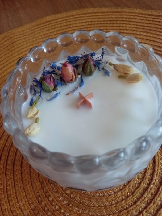 Świeca świeczka sojowa kryształ 150 ml dzień kobiet