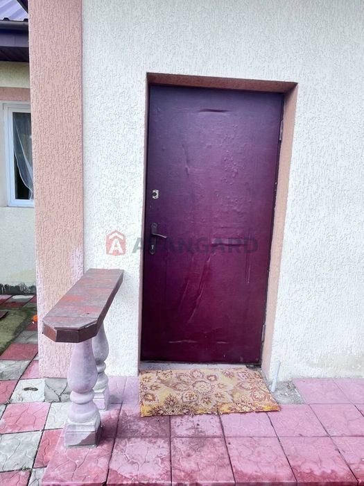 Продається будинок в центрі с.Свидівок(Є-відновлення)